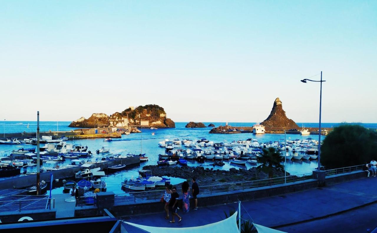 Hello B&B Aci Trezza Exterior foto