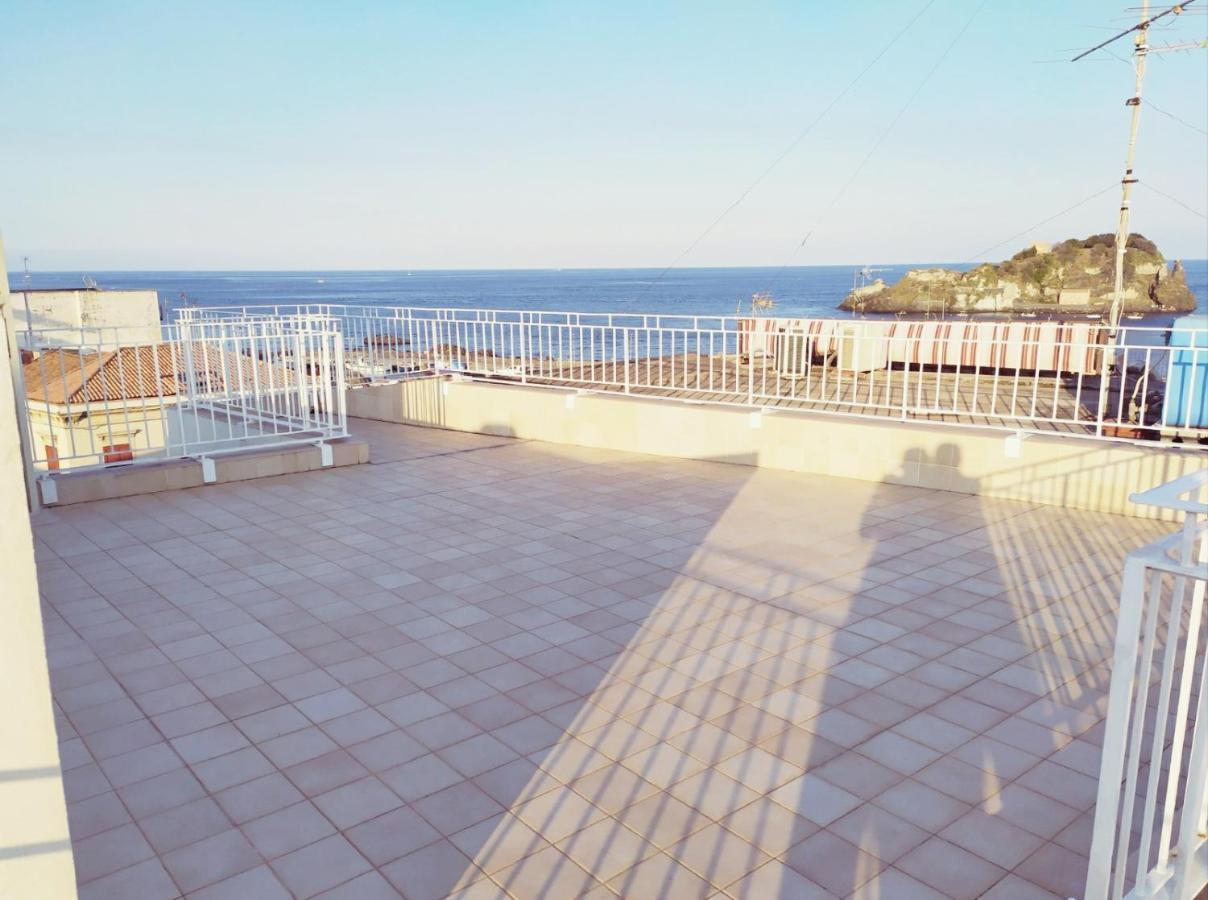 Hello B&B Aci Trezza Exterior foto